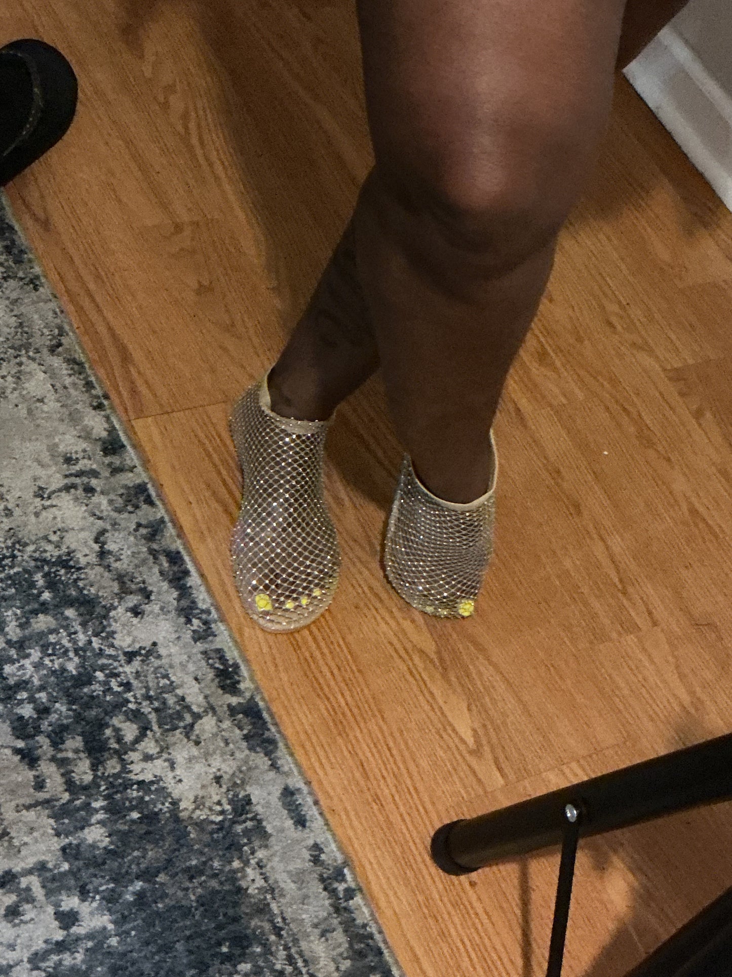 Rhinestone decor mesh swim shoe